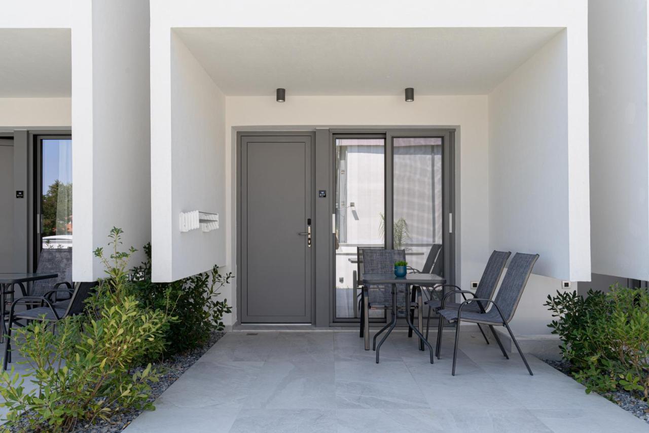 Mera Apartments Stavros  Exterior photo